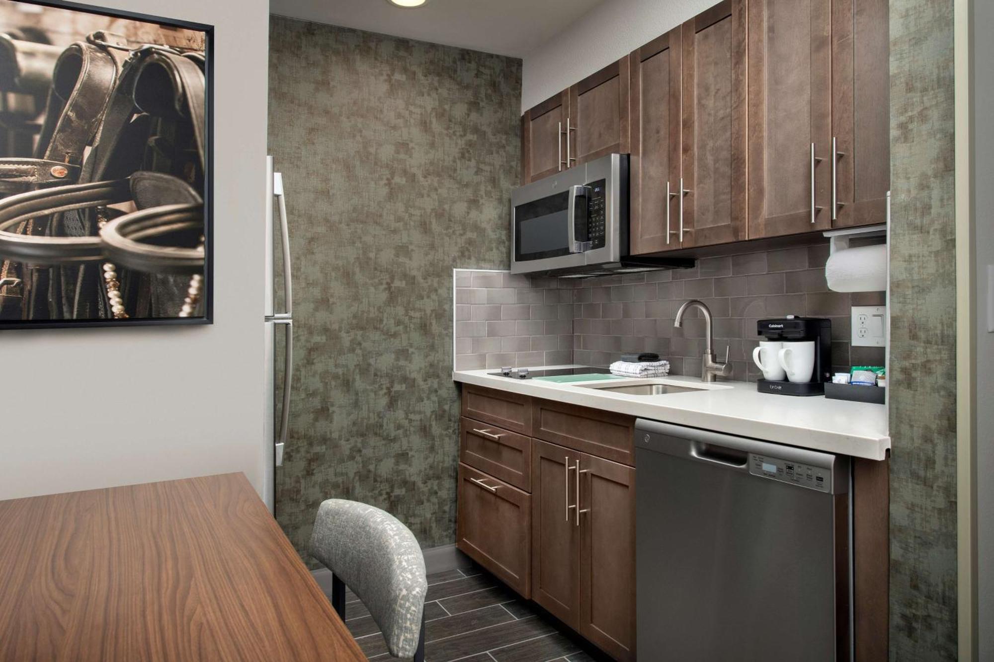 Homewood Suites By Hilton Louisville Airport 외부 사진