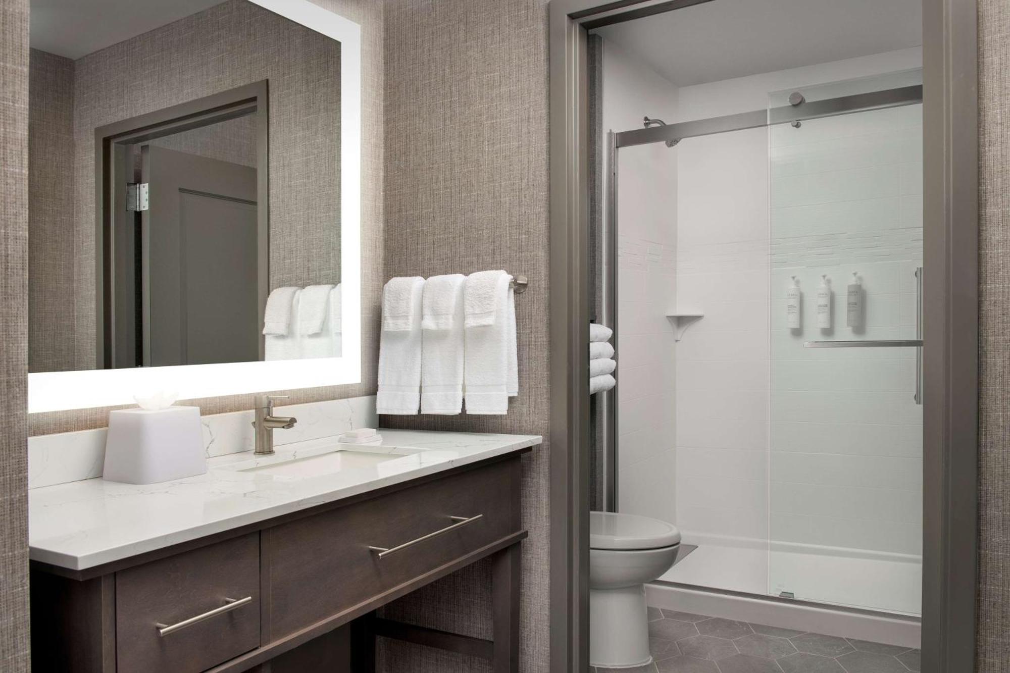 Homewood Suites By Hilton Louisville Airport 외부 사진
