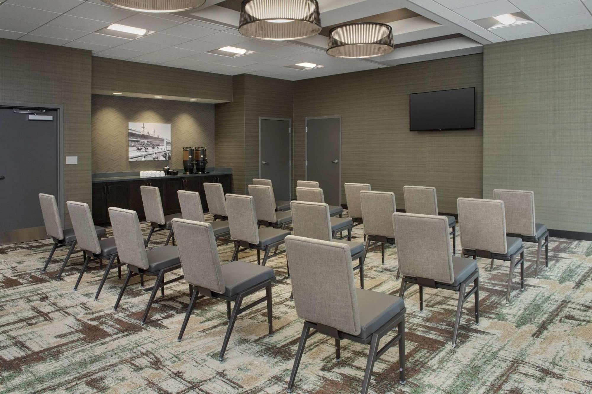 Homewood Suites By Hilton Louisville Airport 외부 사진