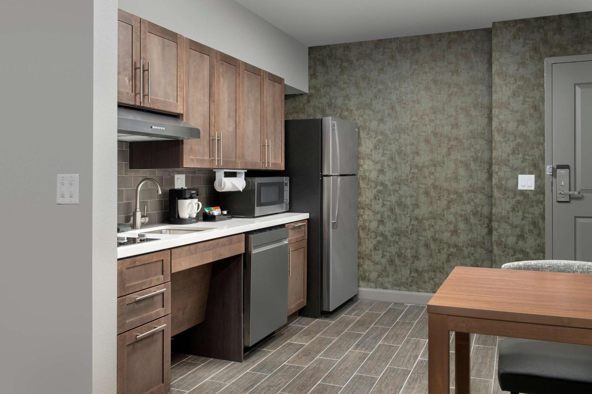 Homewood Suites By Hilton Louisville Airport 외부 사진